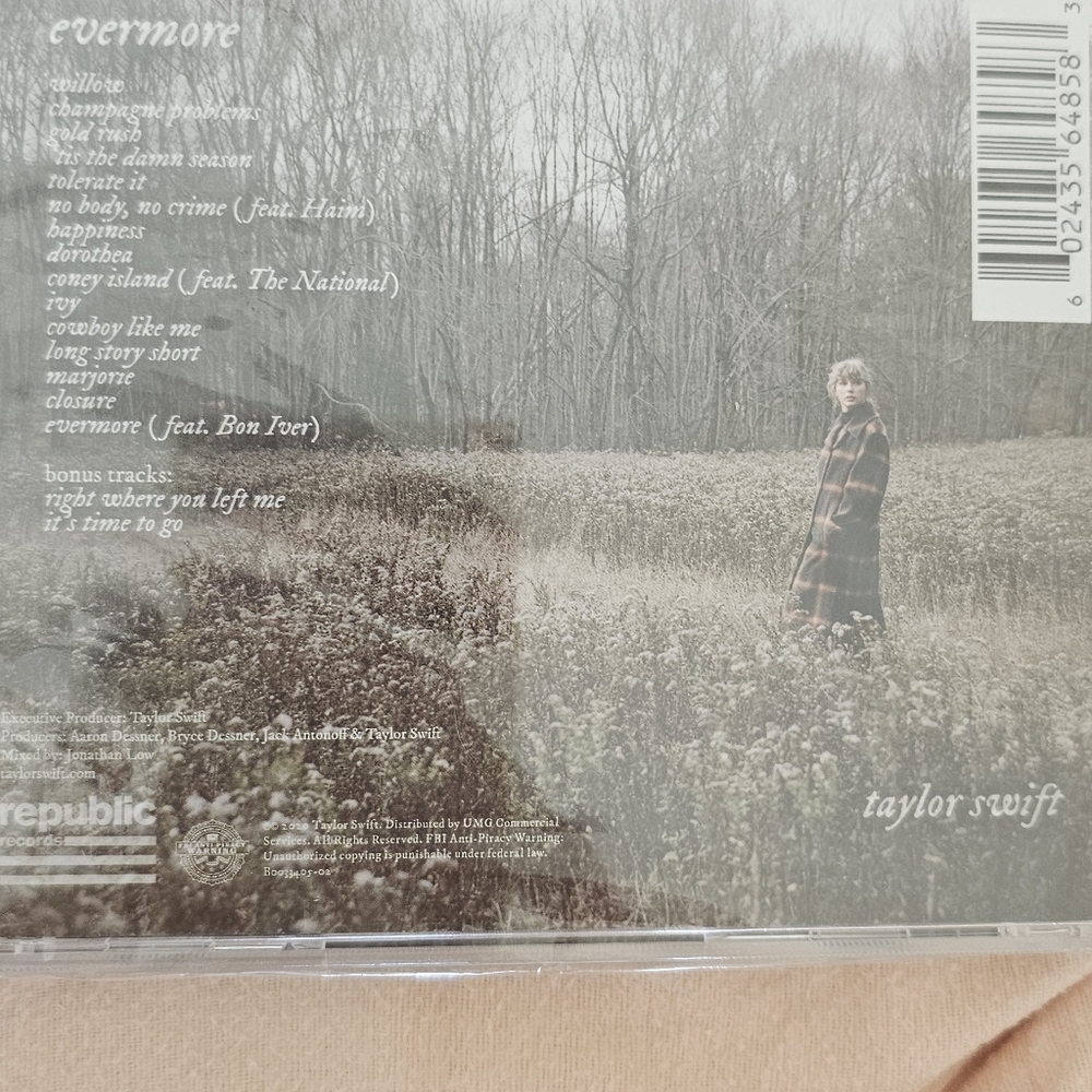 Taylor Swift Folklore&Evermore Signed CD's,heart Signed